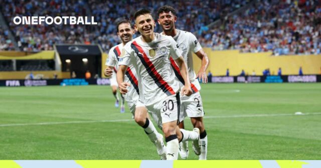 252fv2-252fphotobooth-252fcms-252fen-252f41279595-253fdate-3d2025-06-23.jpg Claudio Echeverri scores brilliant first Manchester City goal