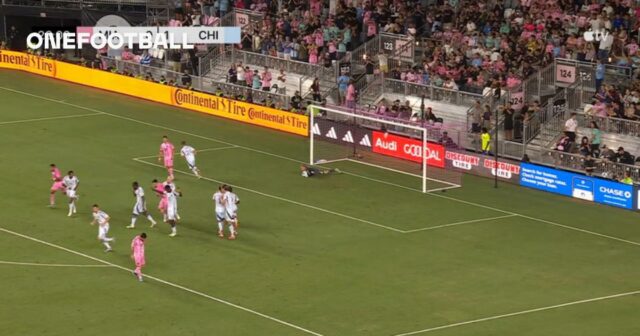 252fv2-252fphotobooth-252fcms-252fen-252f41743905-253fdate-3d2025-10-01.jpg Messi denied several times in unlucky night against Chicago | OneFootball